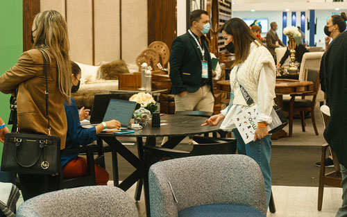 Sillas and Chairs Expo