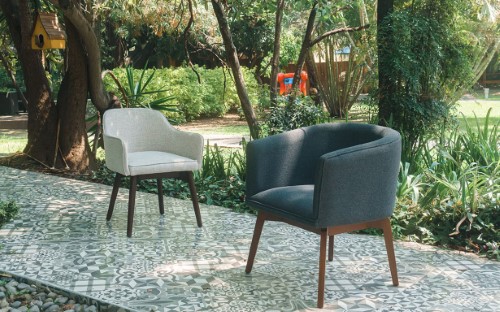 Sillas and Chairs