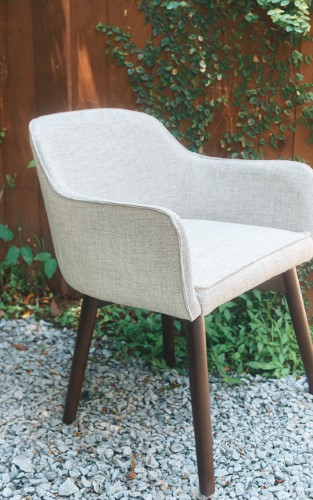 Sillas and Chairs