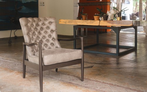 Sillas and Chairs